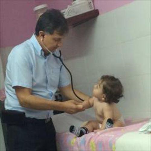 Foto de Dr. Freddy Gustavo Vega Proaño