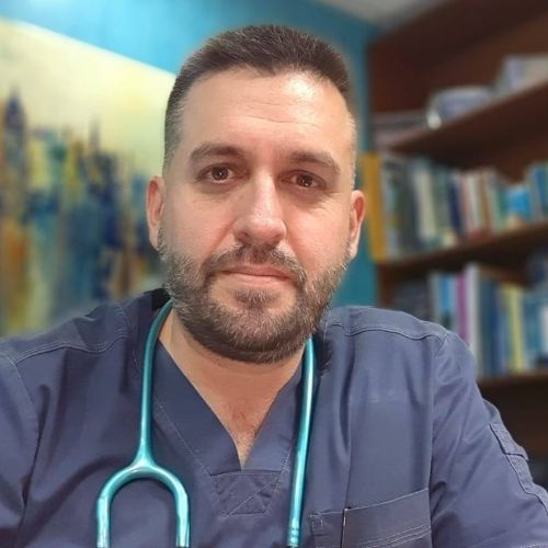 Foto de Dr. Larrea Portilla Juan Gabriel
