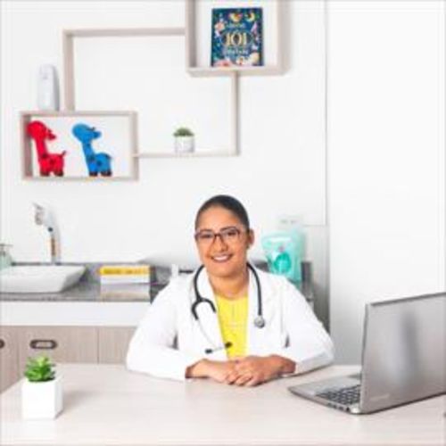 Foto de Dra. Salazar Caicedo Claudia Del Rocio